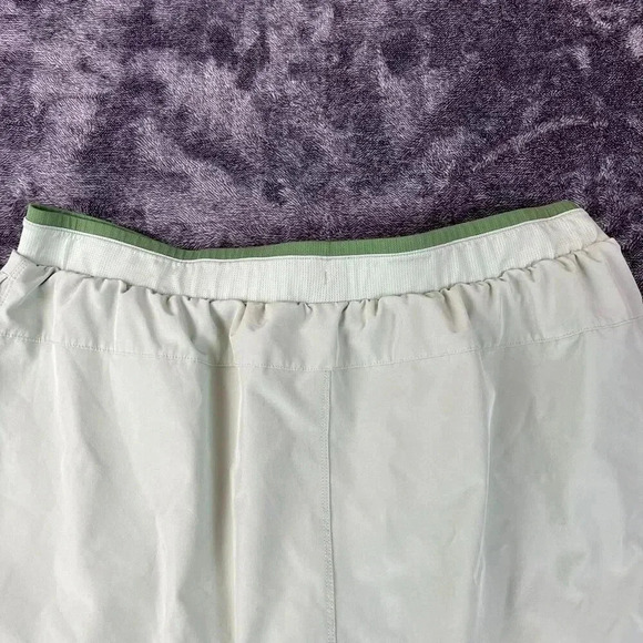 Fabletics The Fundamental Short Men's 35 7" Inseam Unlined Green Running - Picture 9 of 10